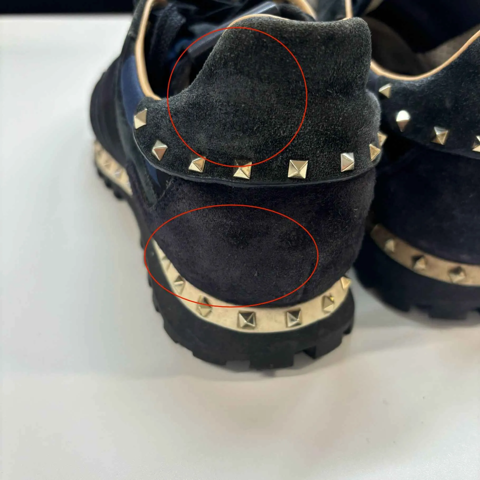 Men's Rockstud Low Trainers Navy Size EU 39.5 / UK 5.5