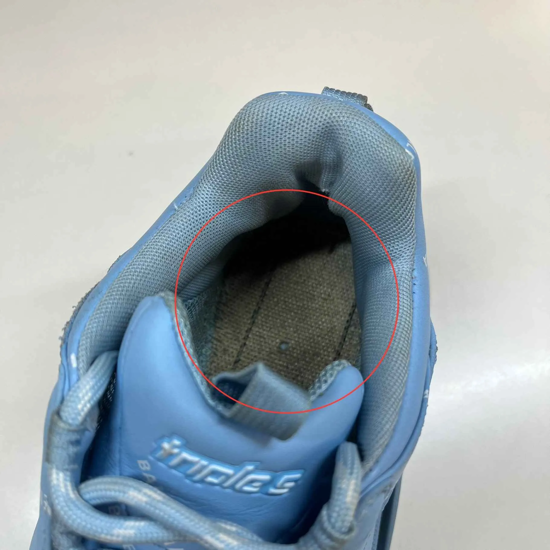Men's Triple S Low Trainers Blue Size EU 42 / UK 8